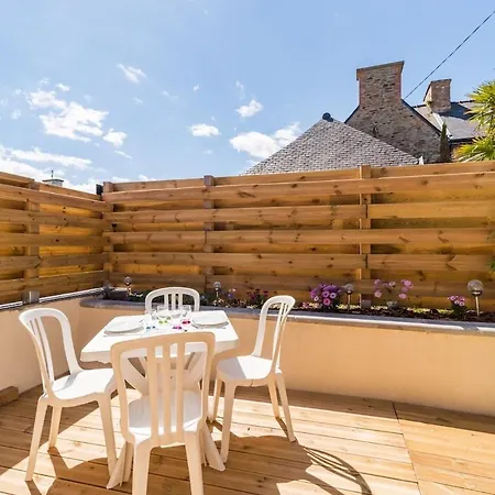 Holiday home Jolie Maison En Pierre Vue Sur A *